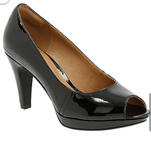 clarks peep toe heels